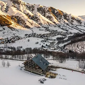 Les Cedres - - Restaurants - Hotel